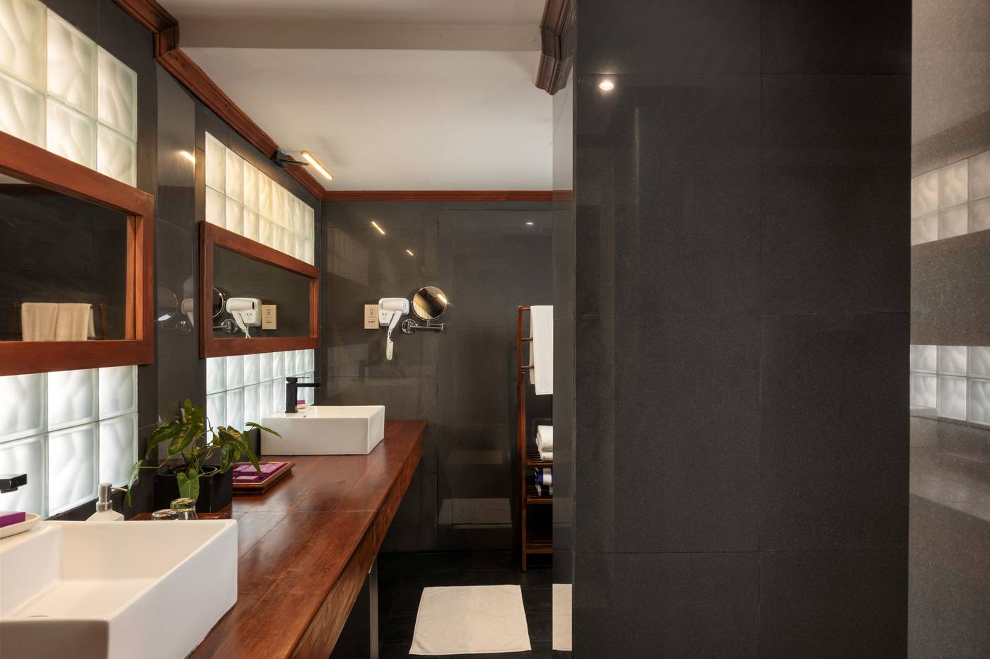 EKHO-Surf-Bentota-Room-35