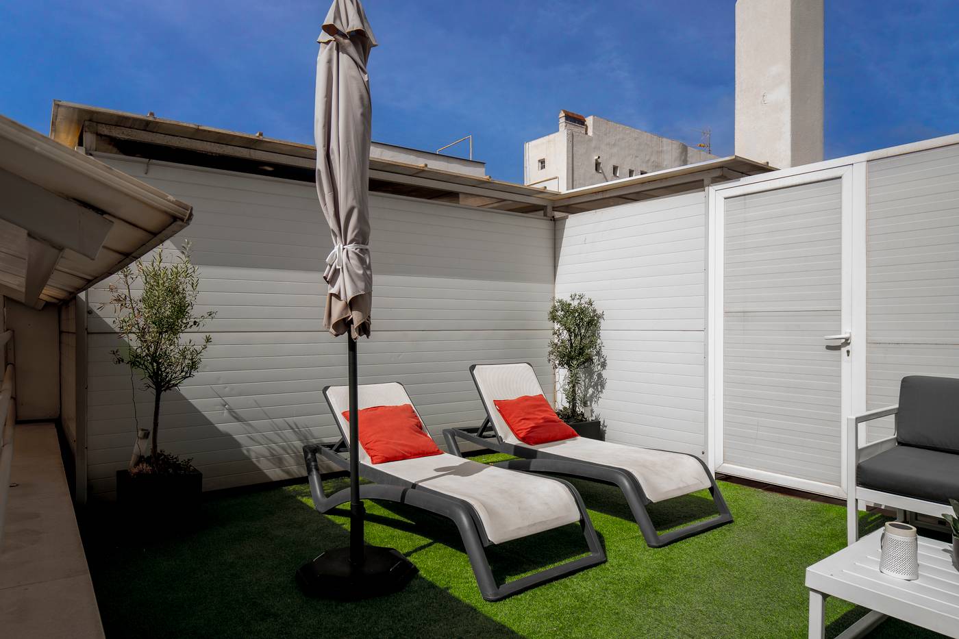 Del-Pintor-Terrace-36