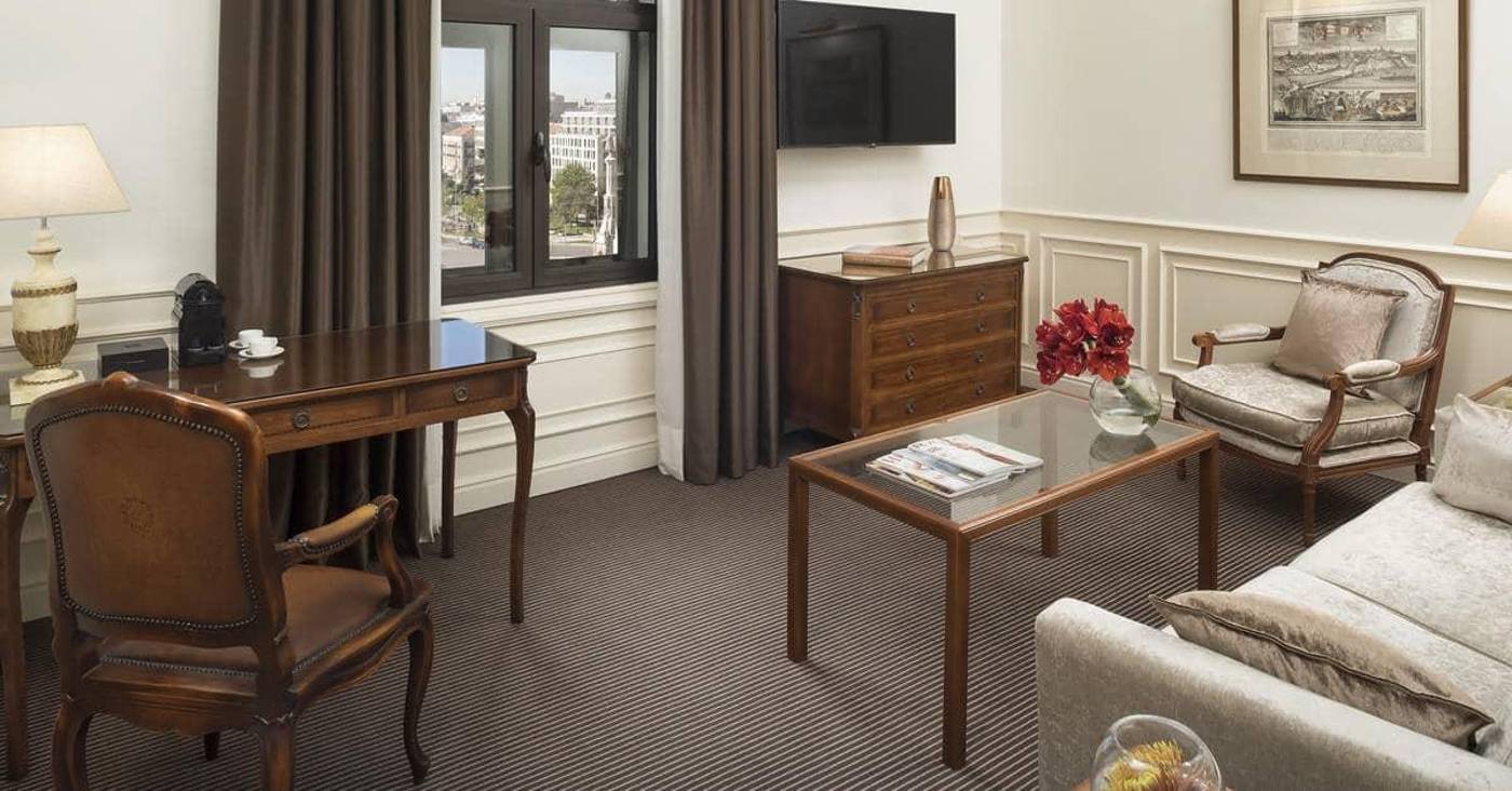 F-nix-Gran-Melia-Room-46