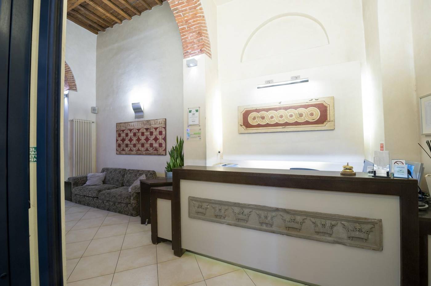 Cosimo-de-Medici-Lobby-8