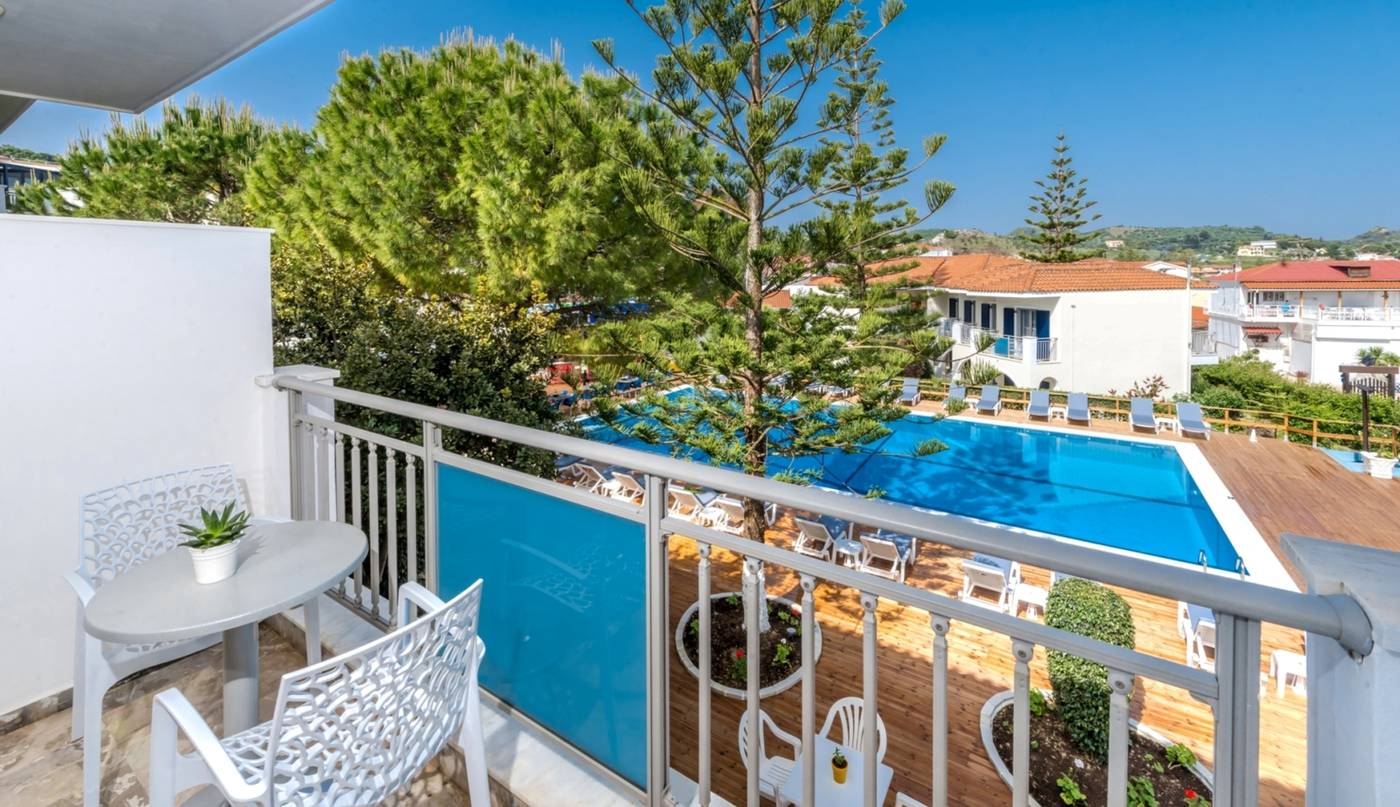 Contessa-Hotel-Terrace-66