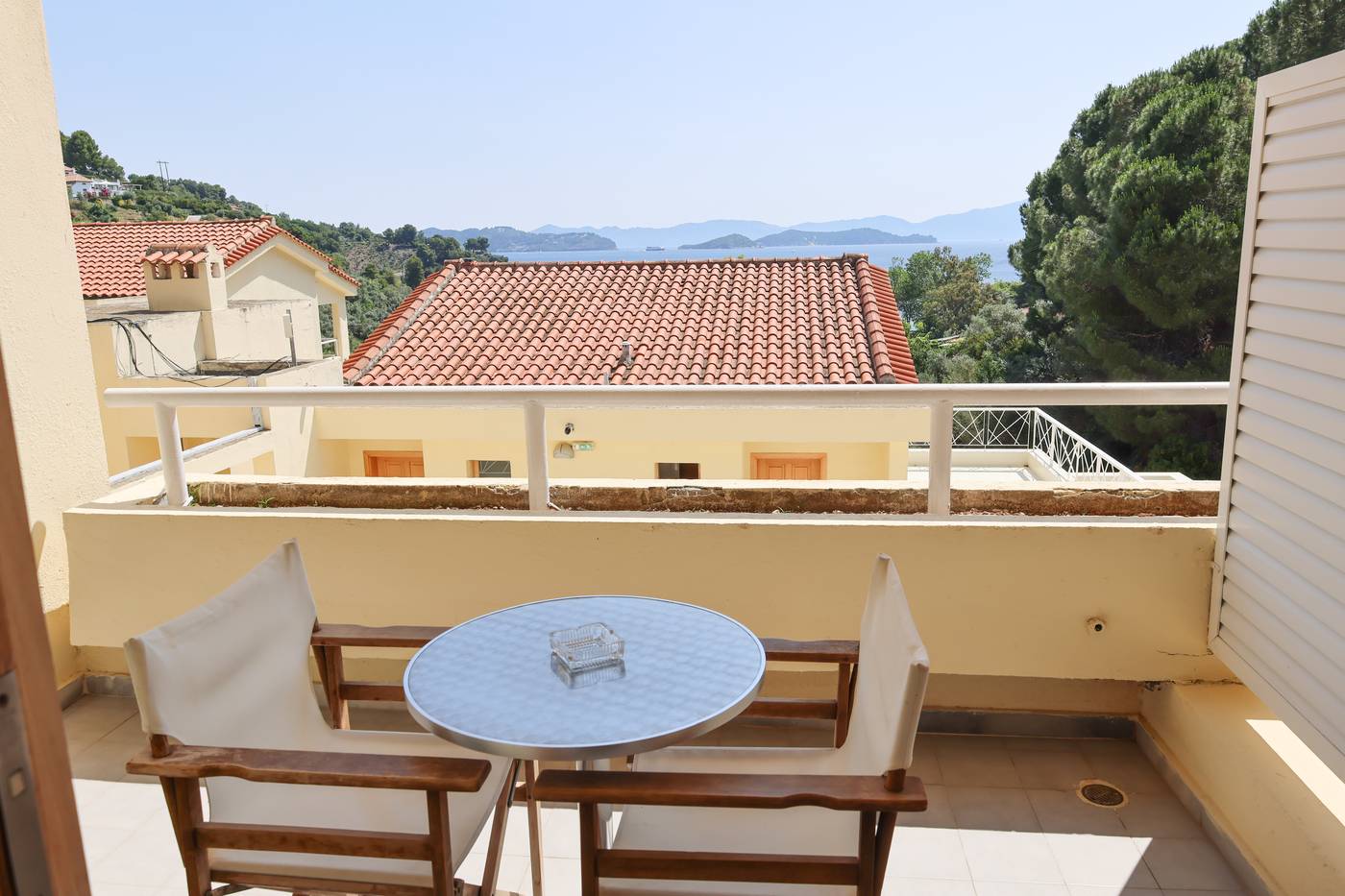 Kanapitsa-Mare-Room-74