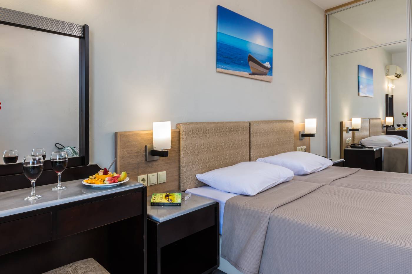 Sergios-Hotel-Room-42