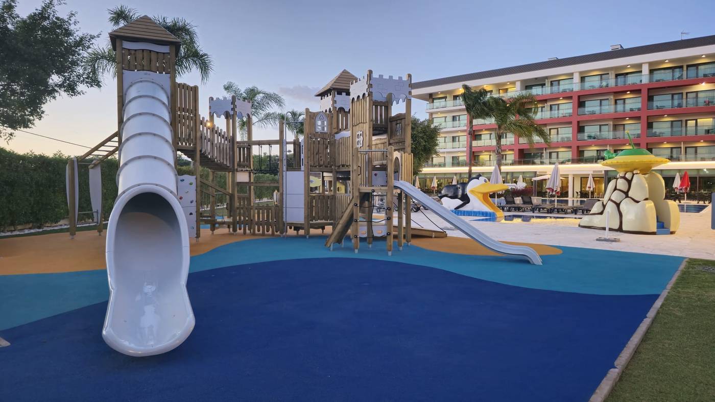 Aquashow-Park-Hotel-Sports-and-Entertainment-61