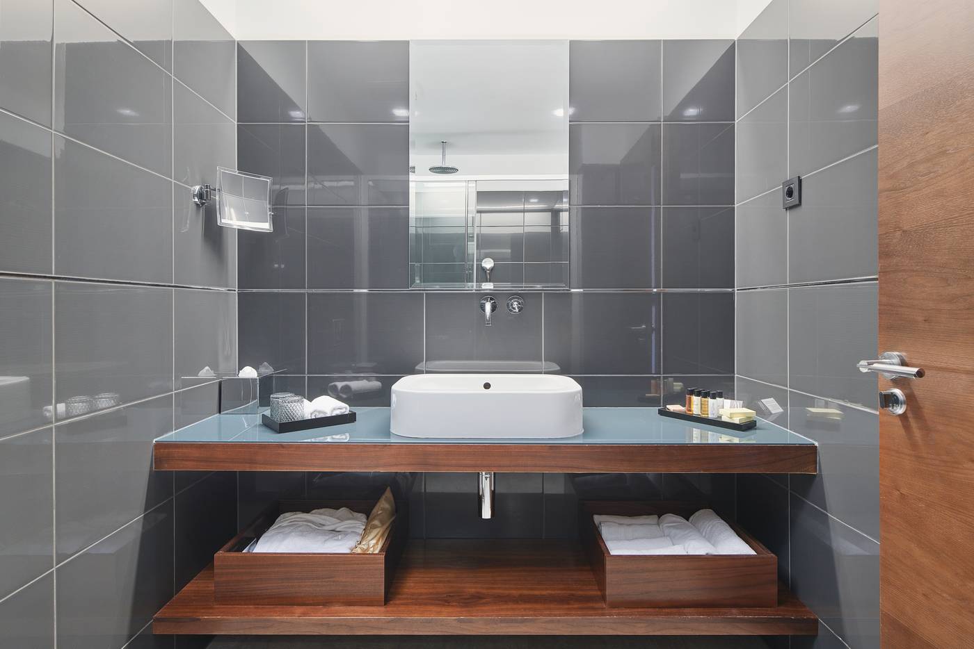 Hotel-Marmont-Heritage-Room-55