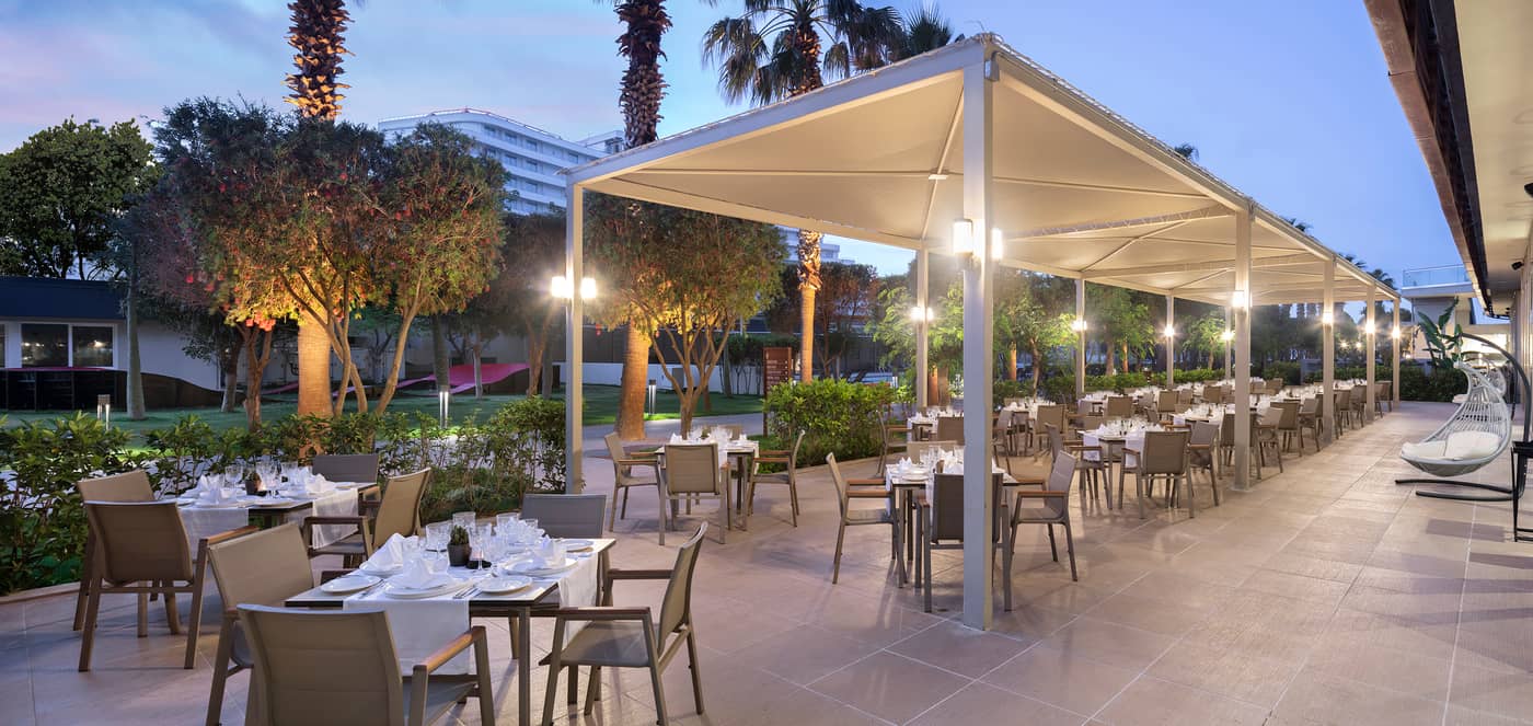 Nirvana-Cosmopolitan-Restaurant-10