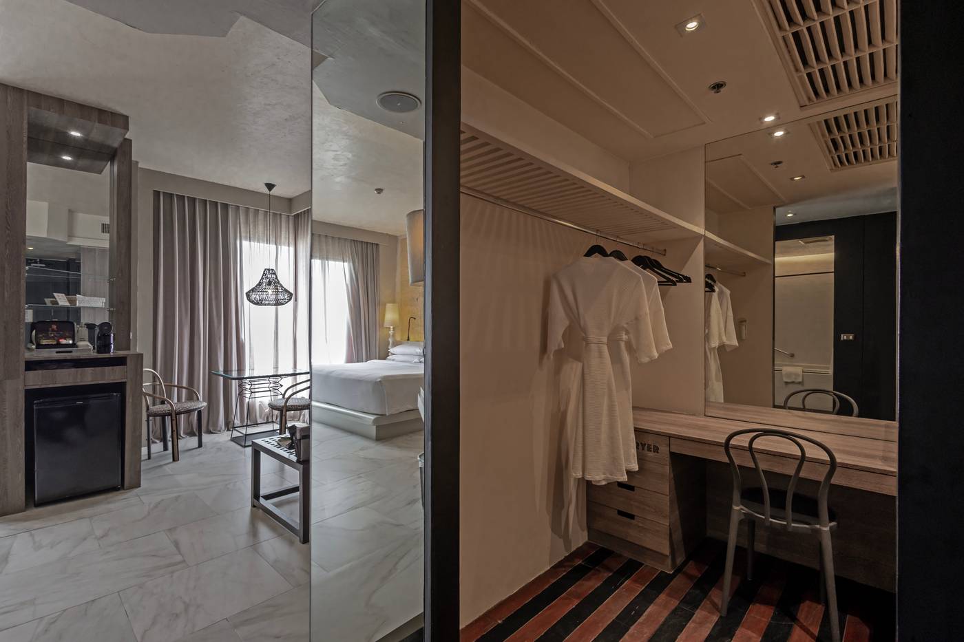 Siam-Siam-Design-Hotel-Bangkok-Room-39