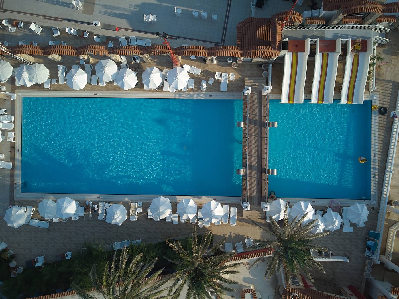 Club-Hotel-Sera-Pool-12