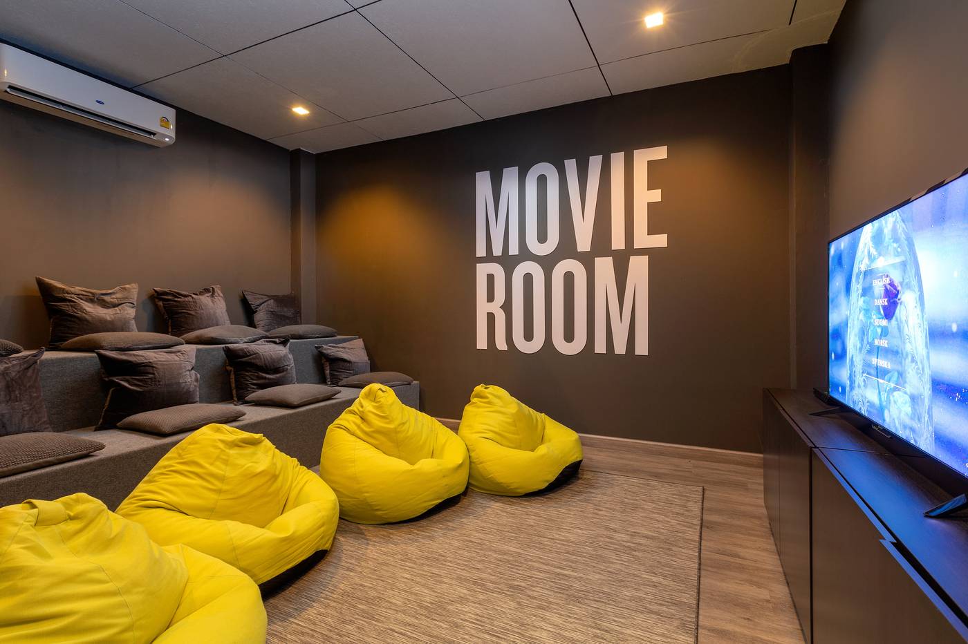 Sunwing-Kamala-Beach-Sports-and-Entertainment-68