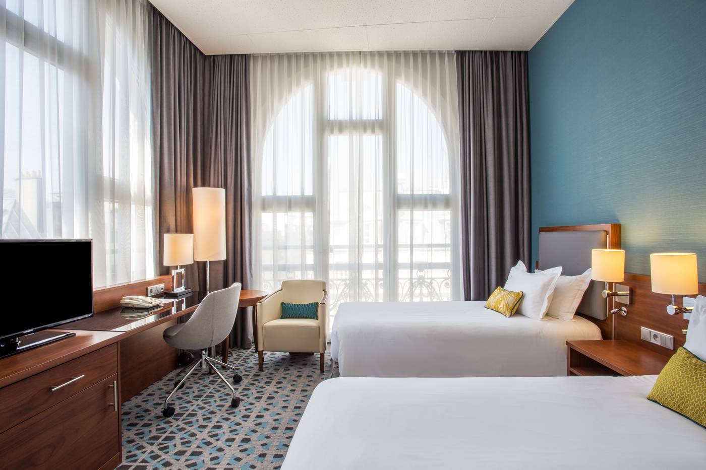 Crowne-Plaza-Paris-Republique-Room-31