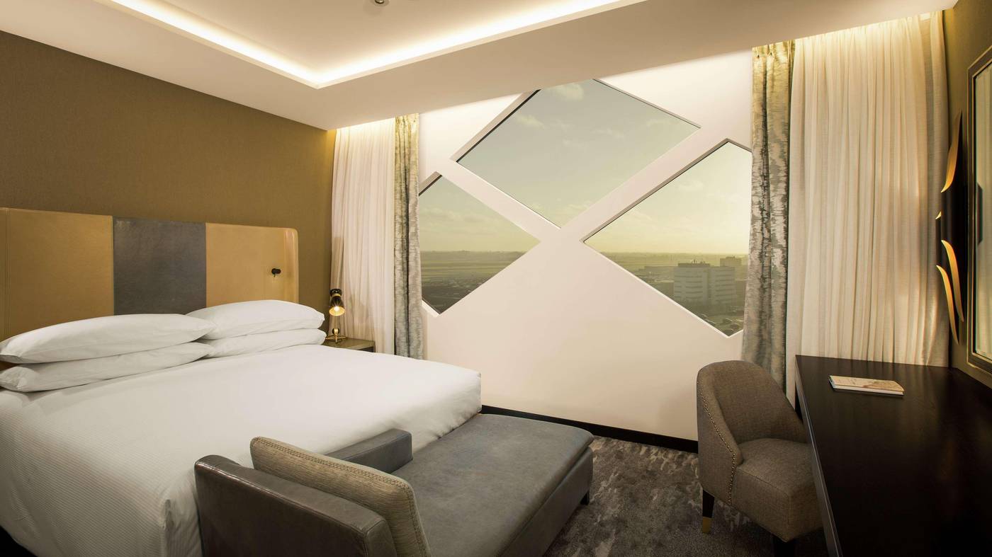 Hilton-Amsterdam-Airport-Schiphol-Room-33