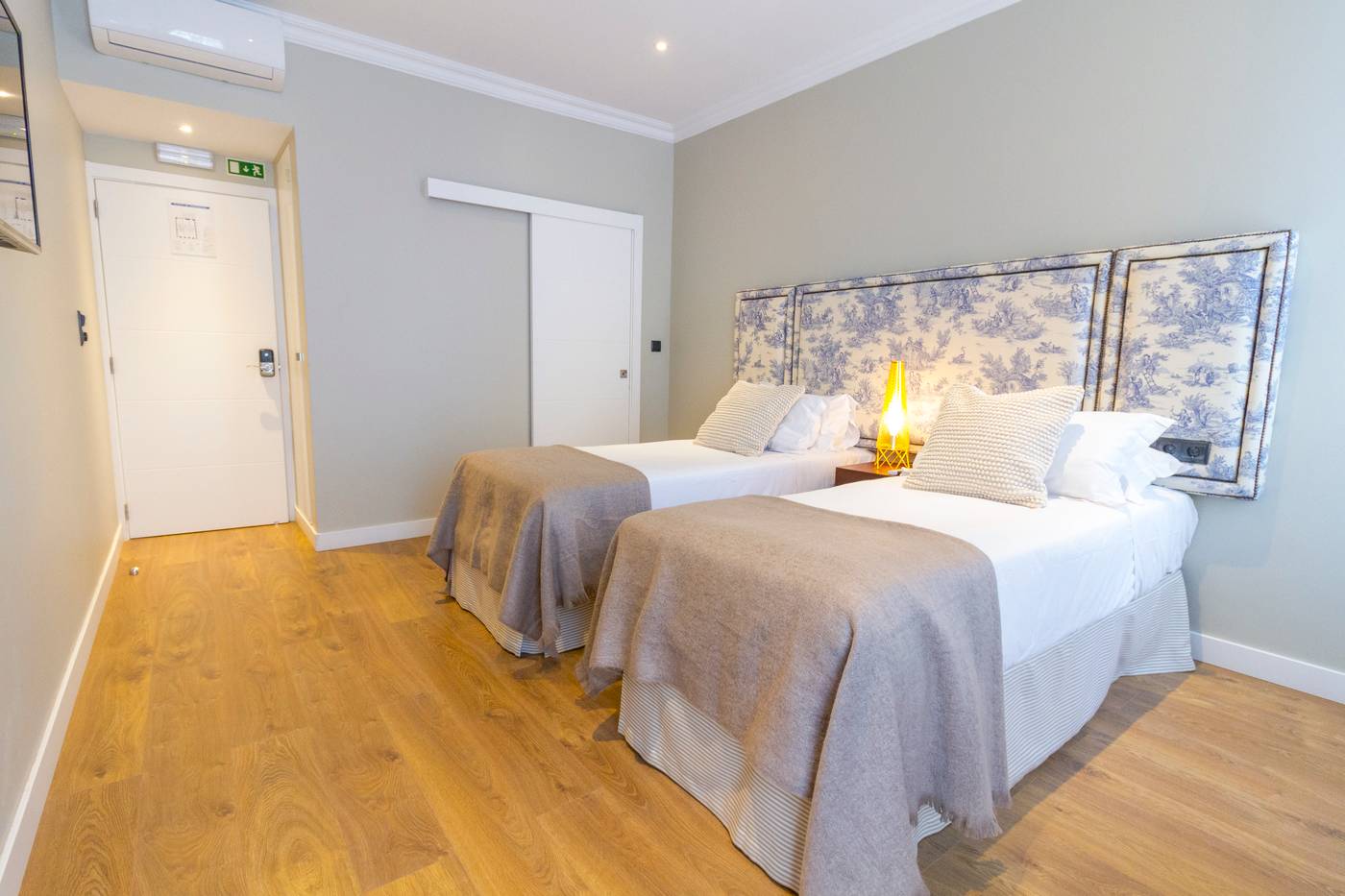 Bairro-Alto-Suites-Room-12