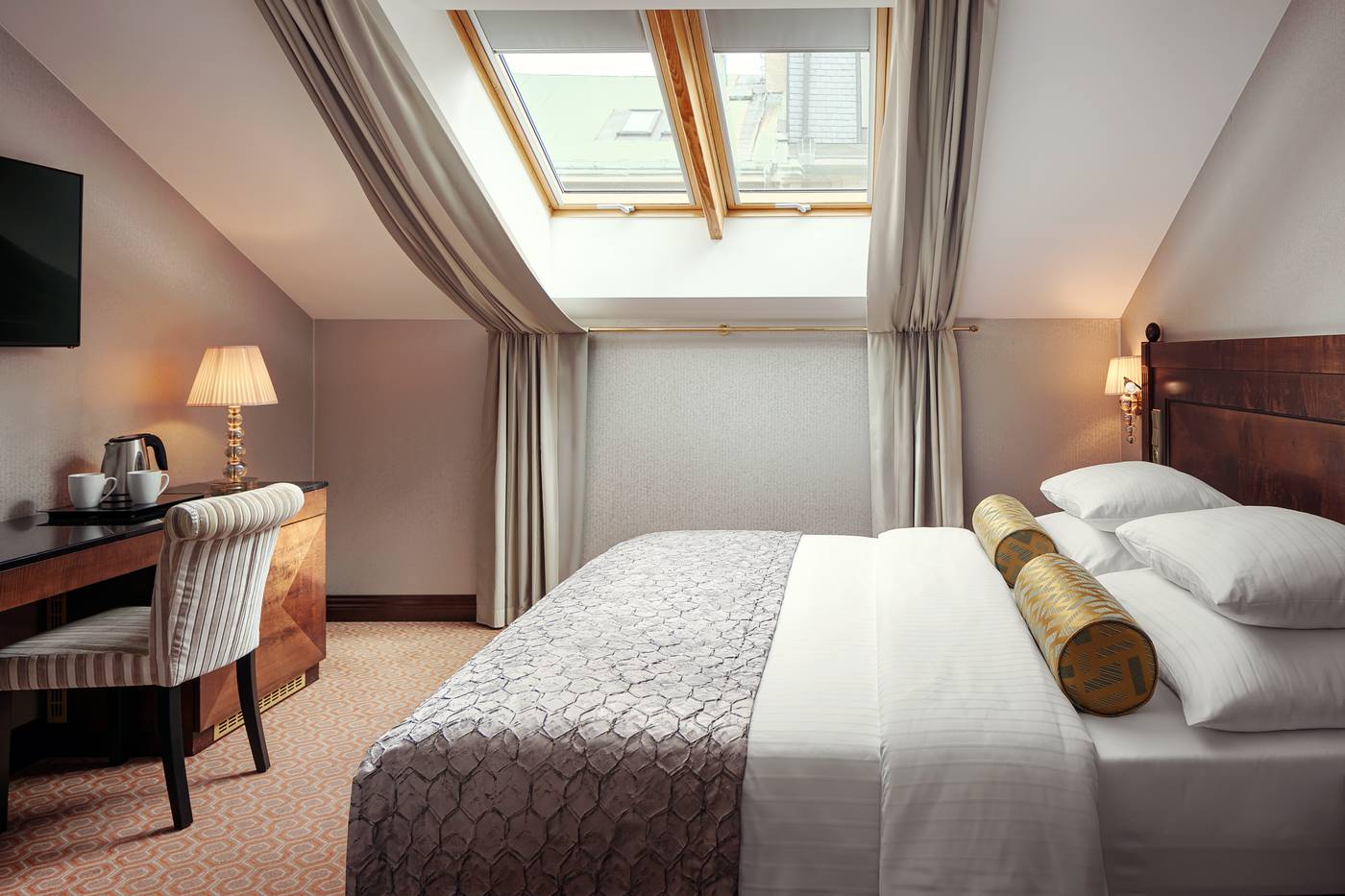 Cosmopolitan-Hotel-Prague-Room-12