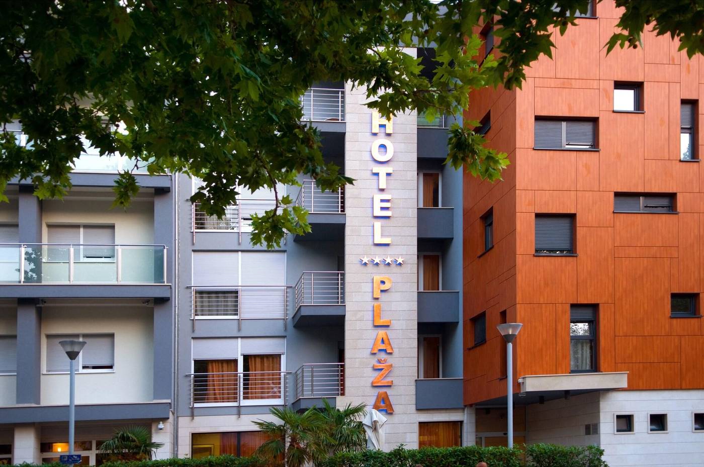 Plaza Omis-Croatia-OMIS-General view-1