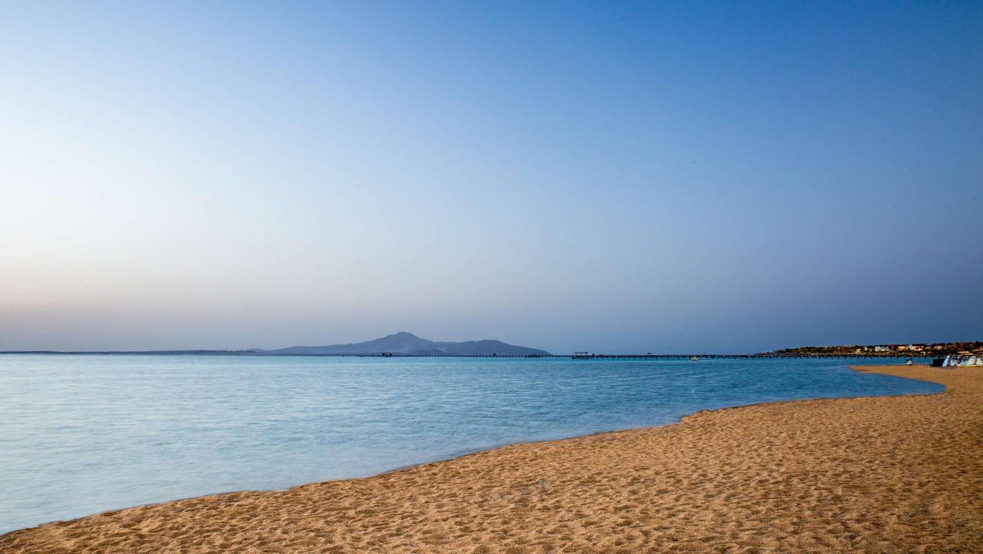 Aurora-Oriental-Resort-Beach-61