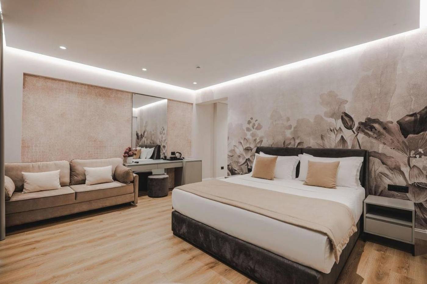 Hotel Oasis 12.12.25