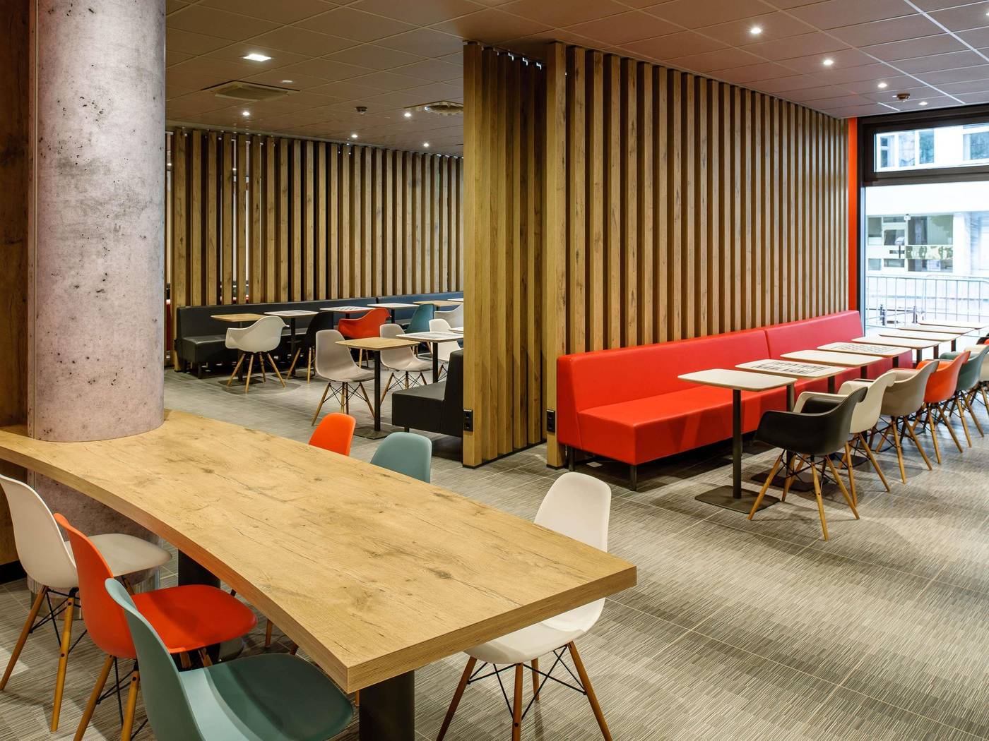 ibis-Berlin-Kurfuerstendamm-Restaurant-17