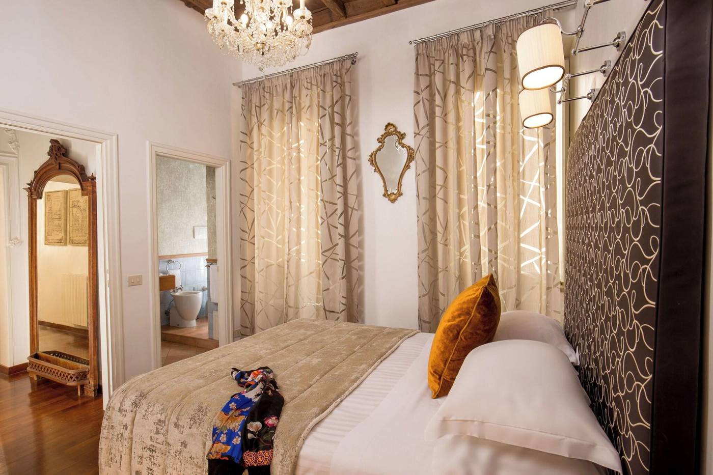 Inn-At-The-Spanish-Steps-Room-46