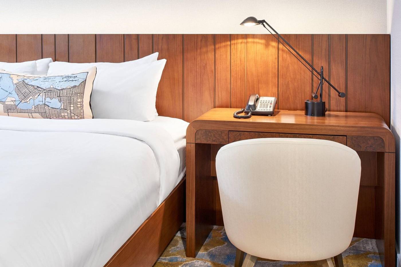 Metropolitan-Hotel-Vancouver-Room-11