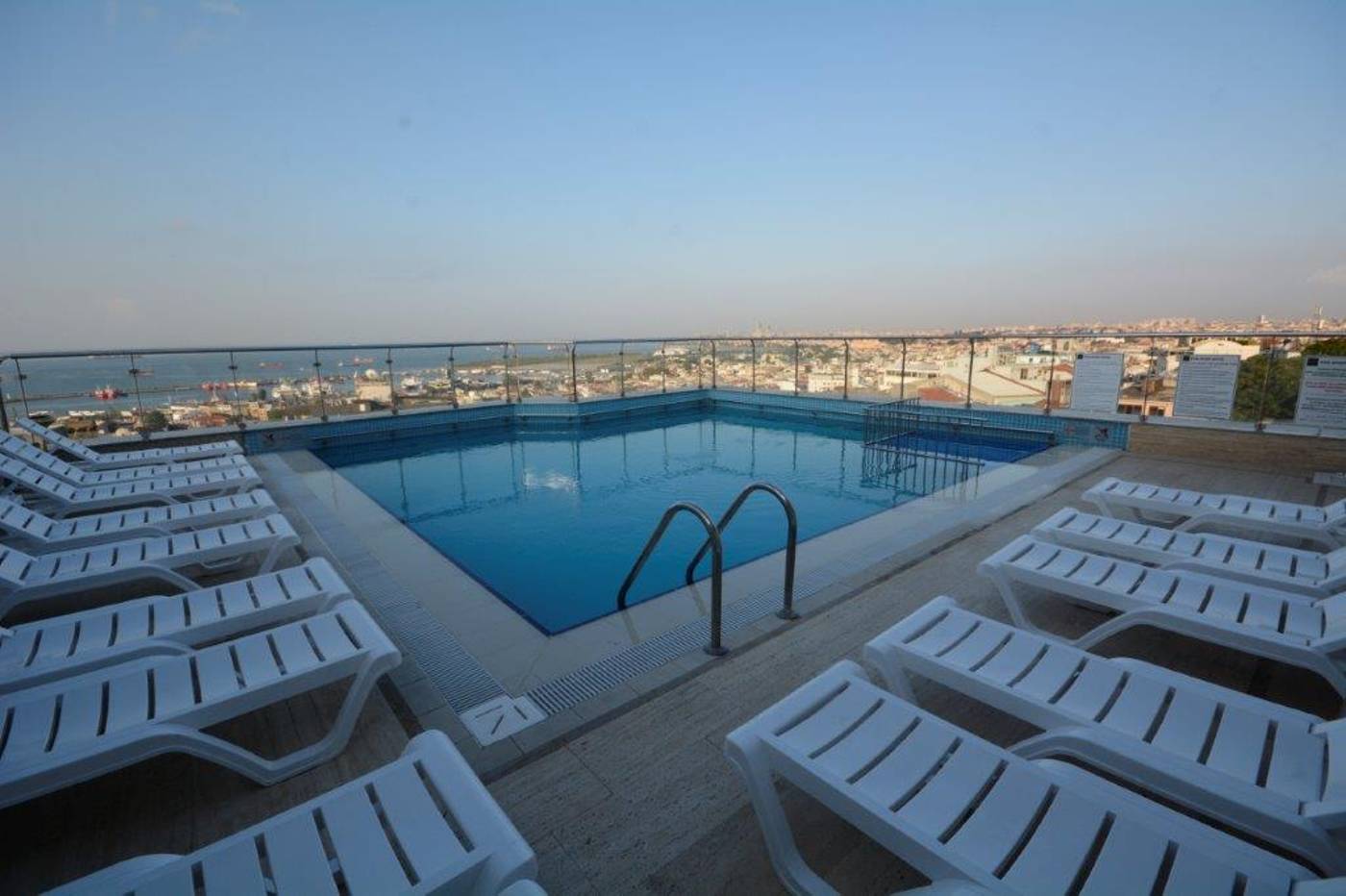 Piya-Sport-Hotel-Pool-7