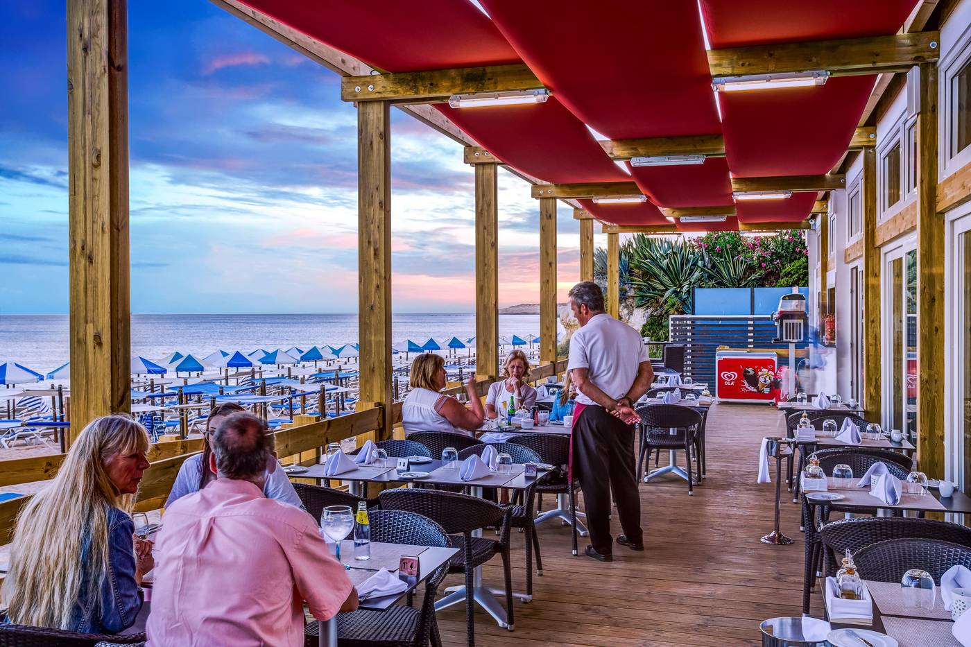 Holiday-Inn-Algarve-Restaurant-50