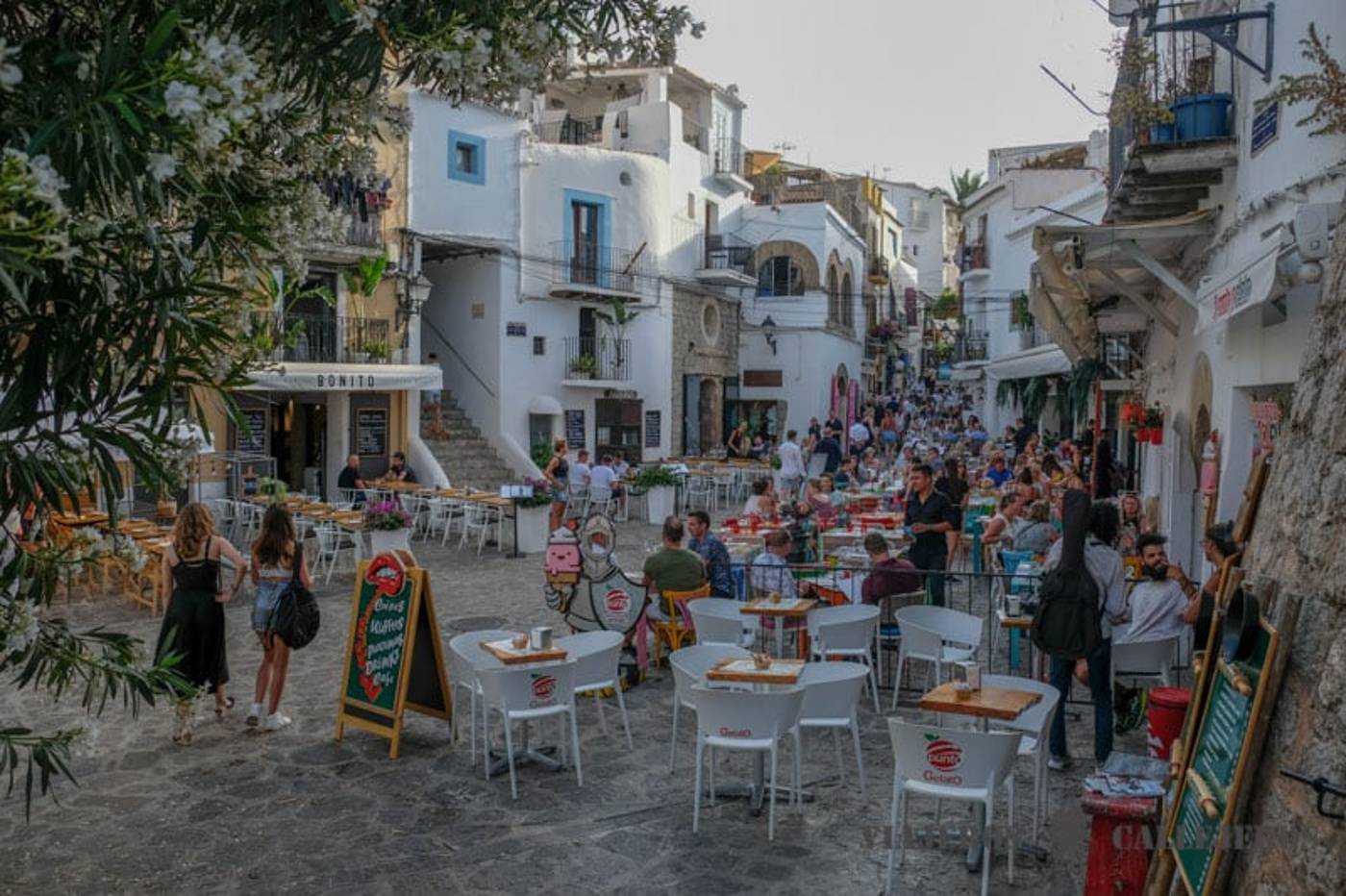 Gran-Htl-Montesol-Ibiza-Curio-Collect-Sports-and-Entertainment-47