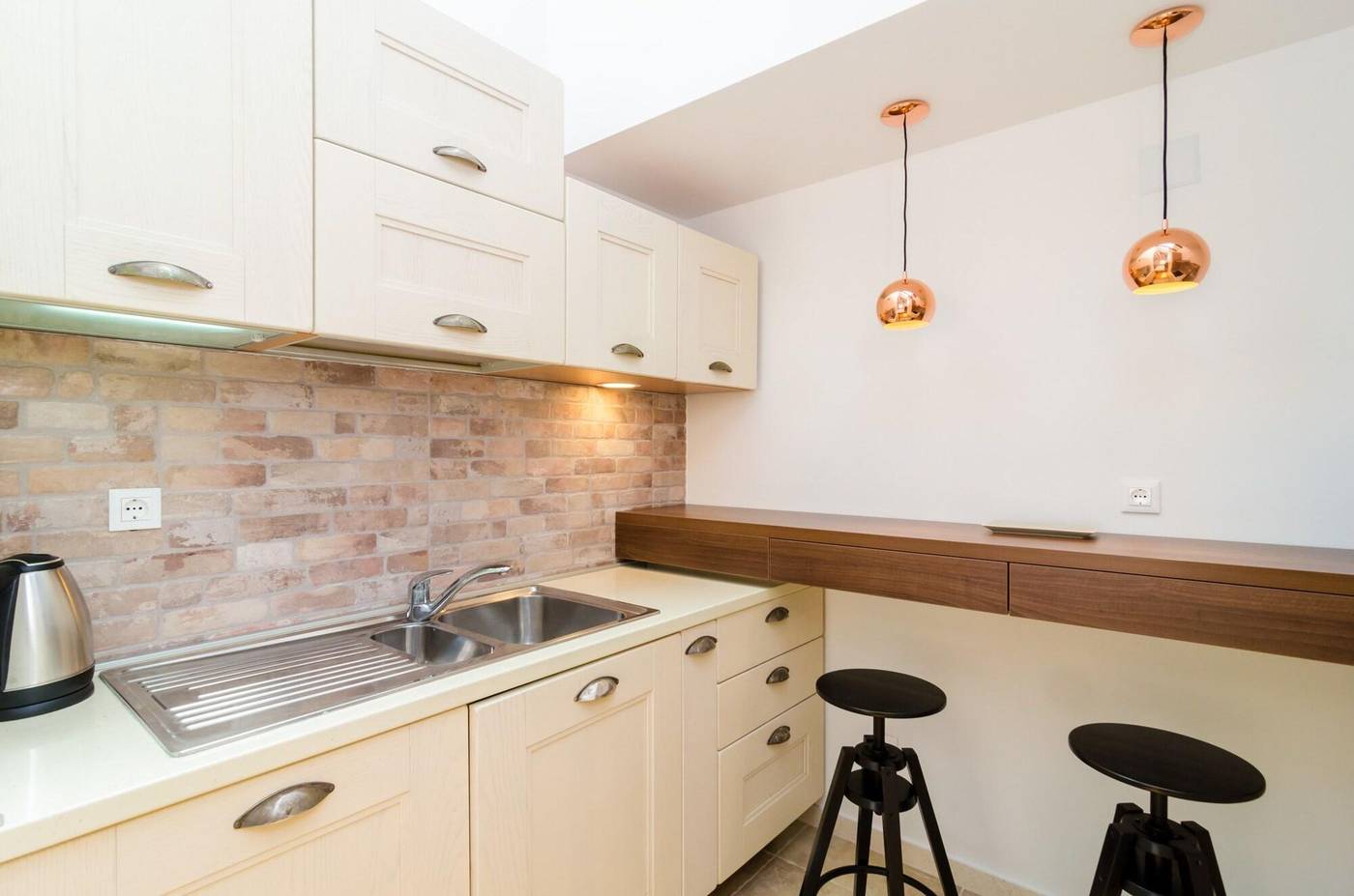 Cinema-View-House-Room-33