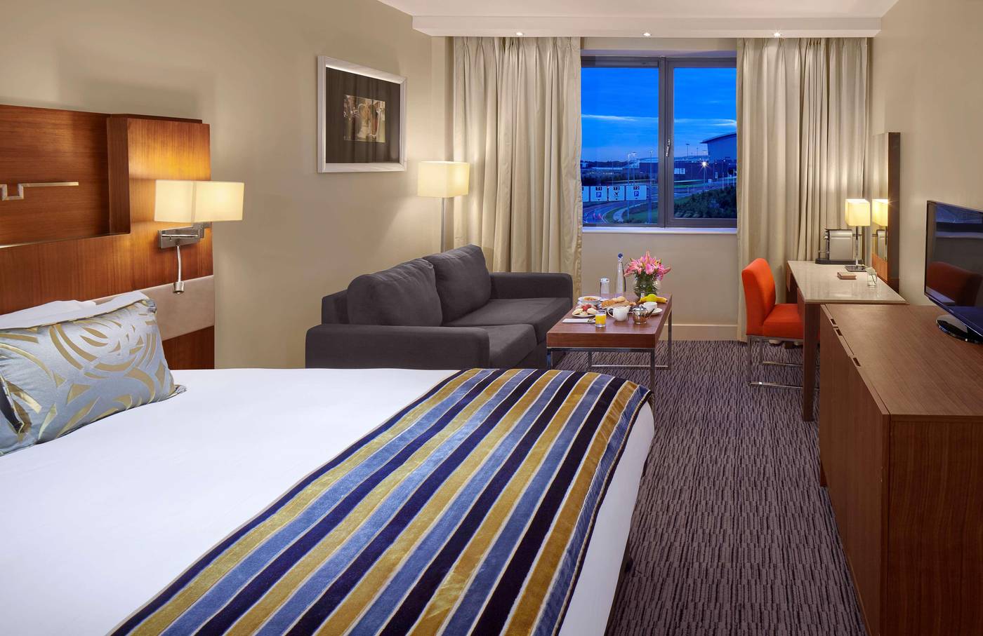 Radisson-Blu-Dublin-Airport-Room-11