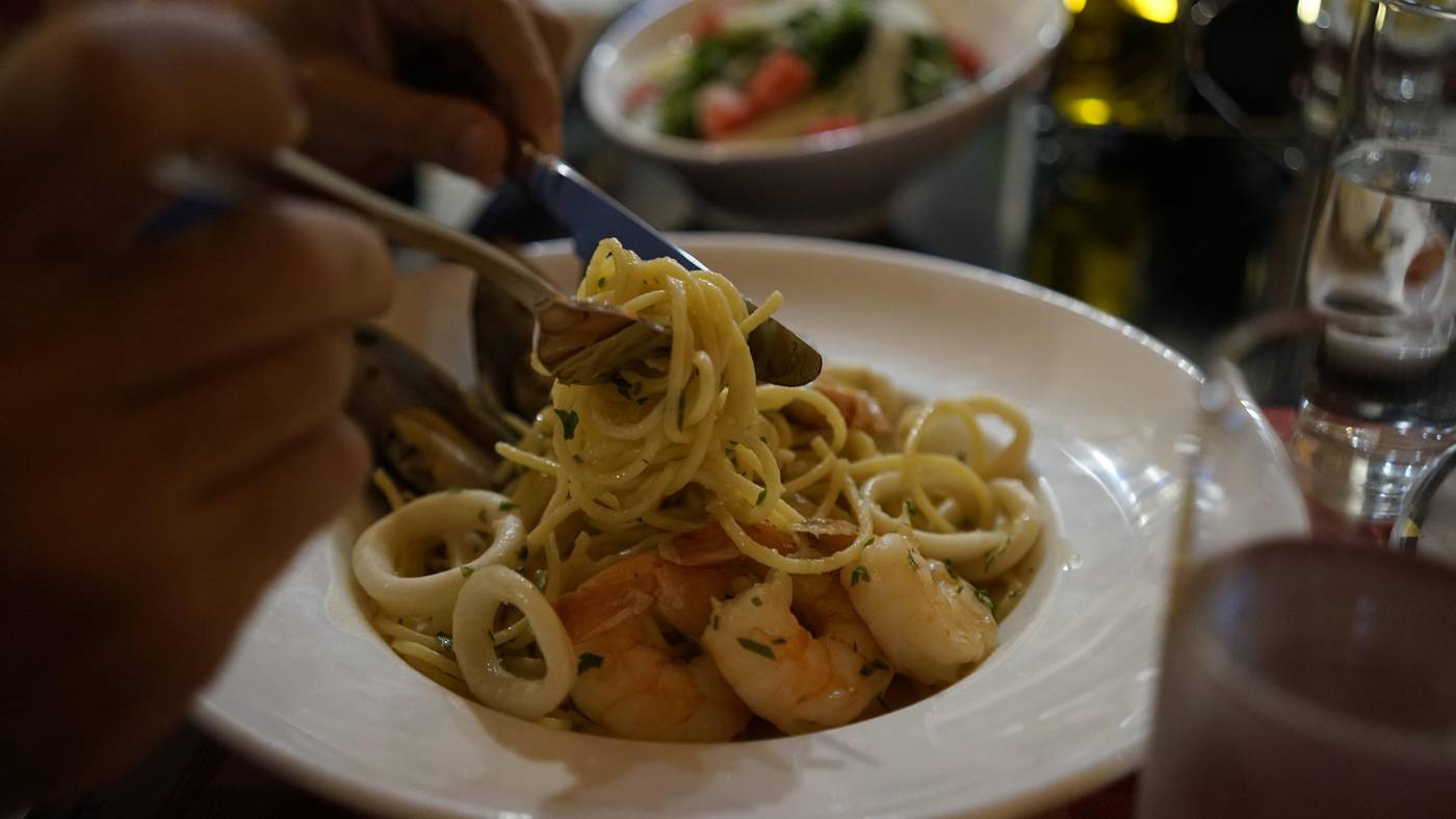 Hotel-Crowne-Plaza-Deira-Restaurant-71