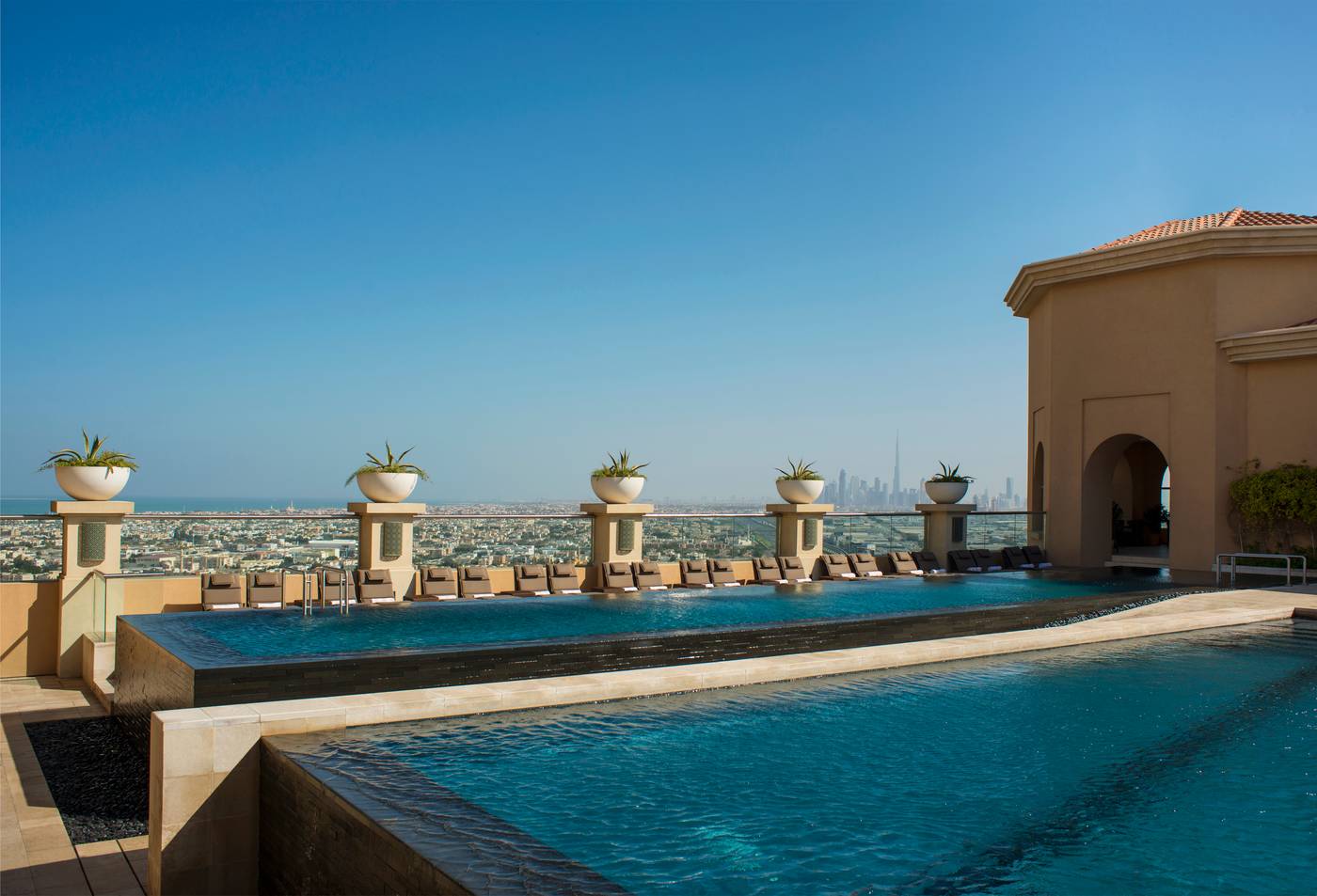 Sheraton-Dubai-Mall-of-the-Emirates-Hotel-Pool-2