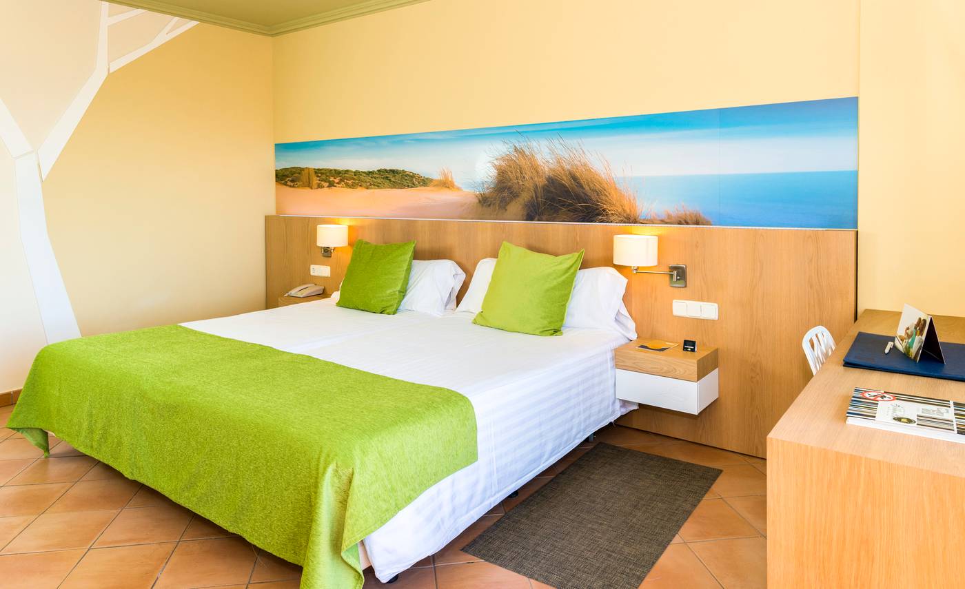 Sensimar-Isla-Cristina-Palace-Hotel---Spa-Room-25