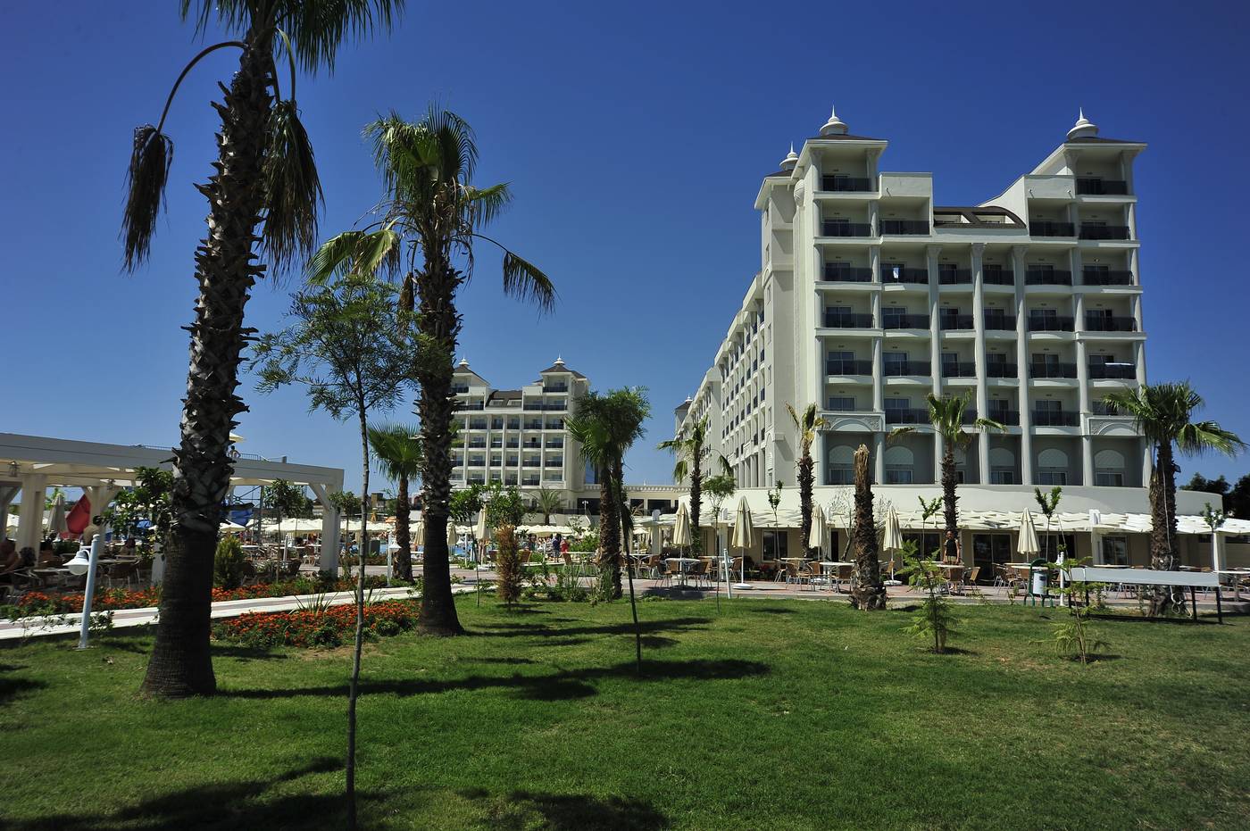 Lake---River-Side-Hotel---Spa-General-view-9