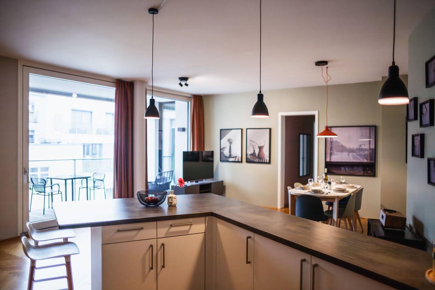 The-Circus-Apartments-Restaurant-12