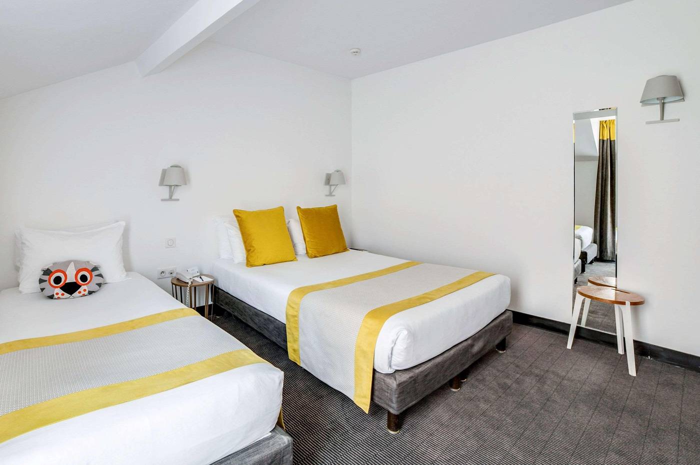 George-Astotel-Room-21