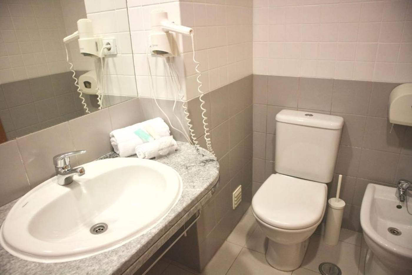 Amazonia-Palmela-Room-19