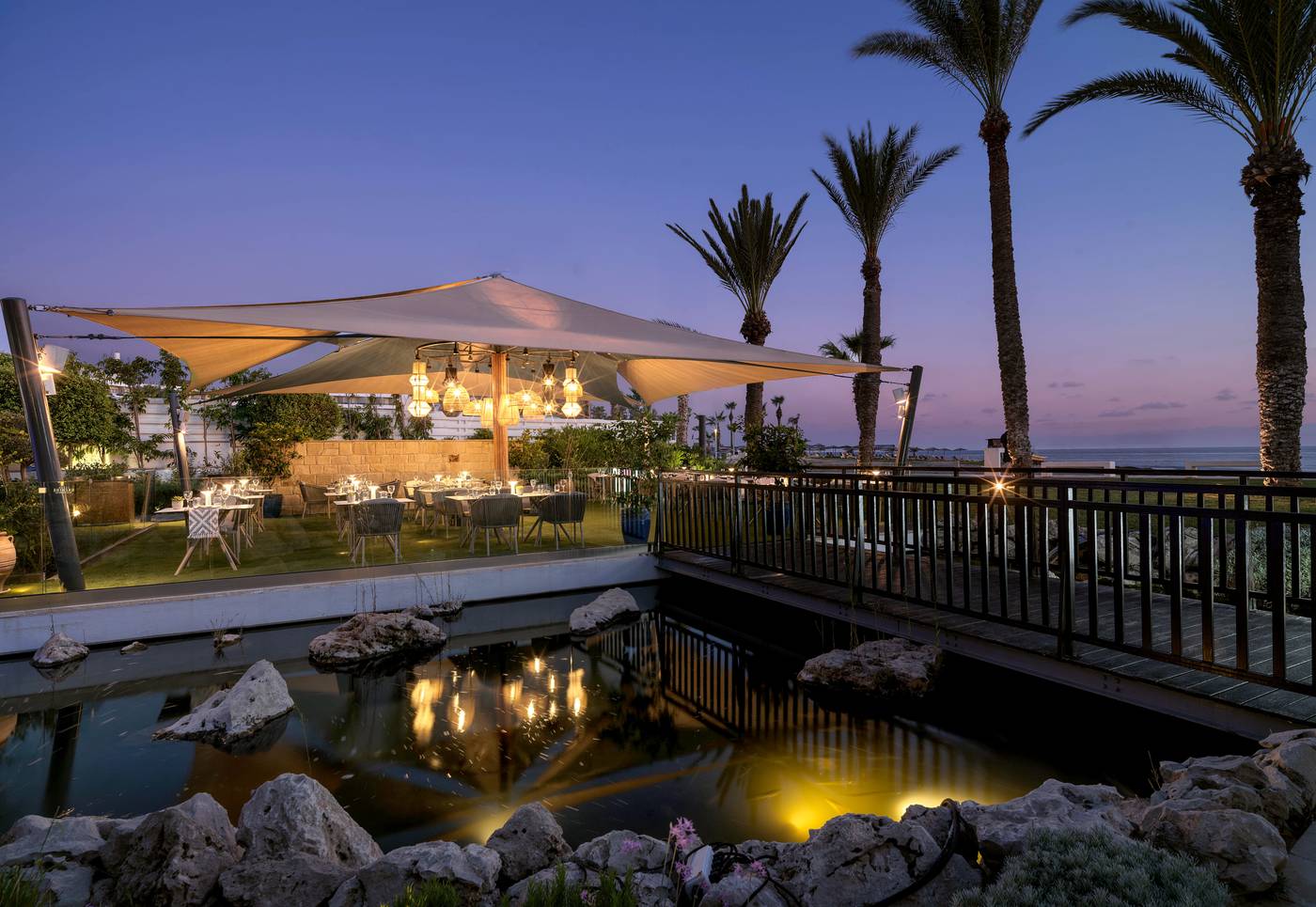 Olympic-Lagoon-Resort-Paphos-Restaurant-16