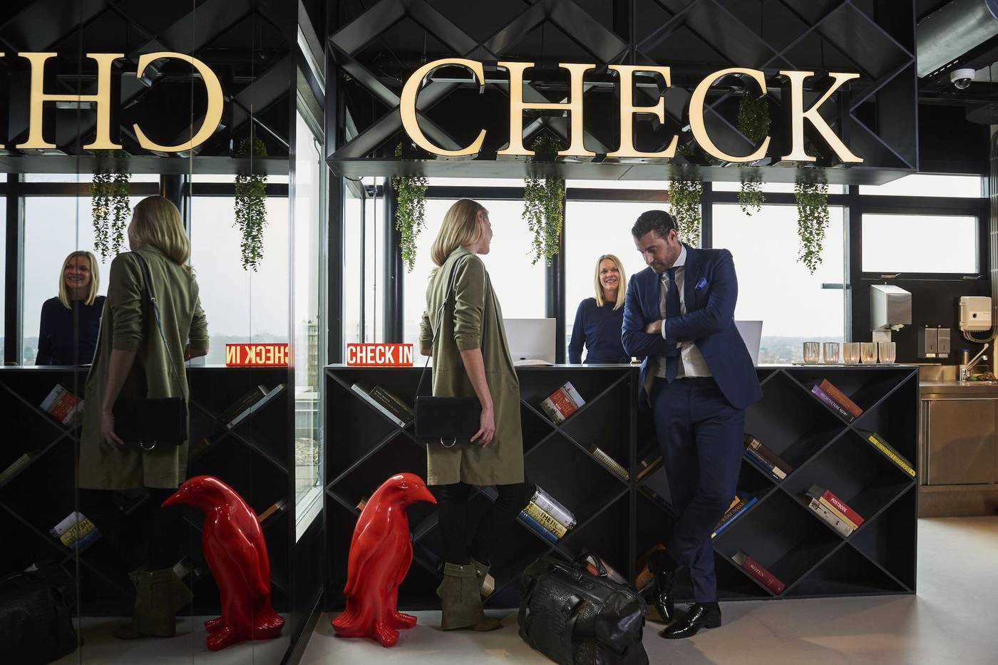 Cityden-Up-Amsterdam-South-Lobby-15