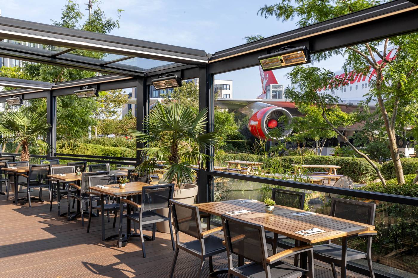 Corendon-Plaza-Amsterdam-Schiphol-Airport-Hotel-Terrace-53