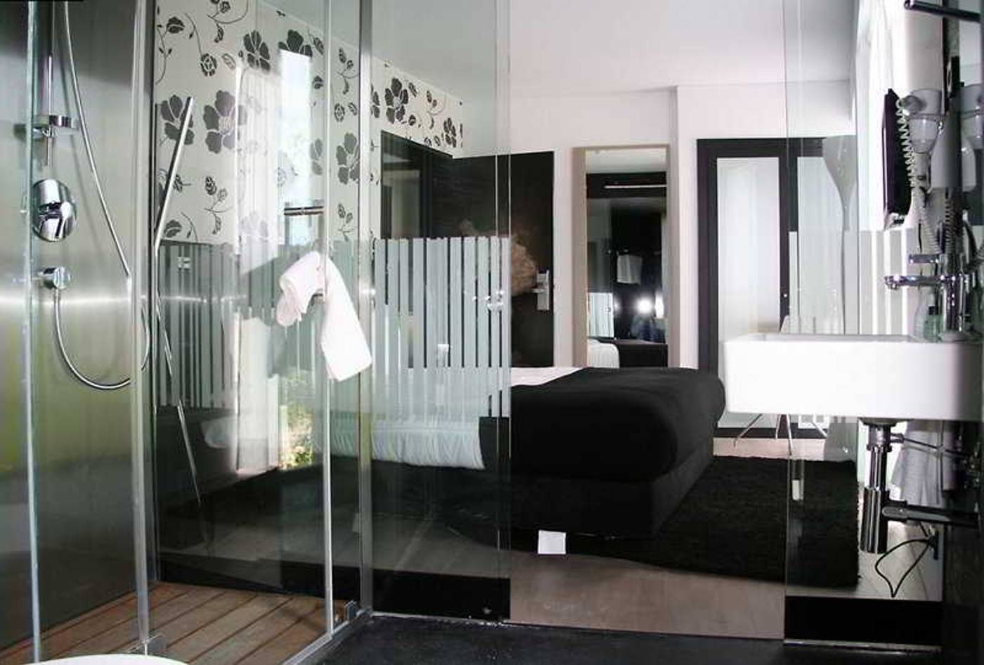 Funchal Design-Portugal-FUNCHAL-Room-5