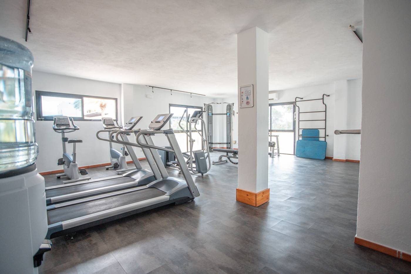 Marble-Hotel-Stella-Maris-Sports-and-Entertainment-76