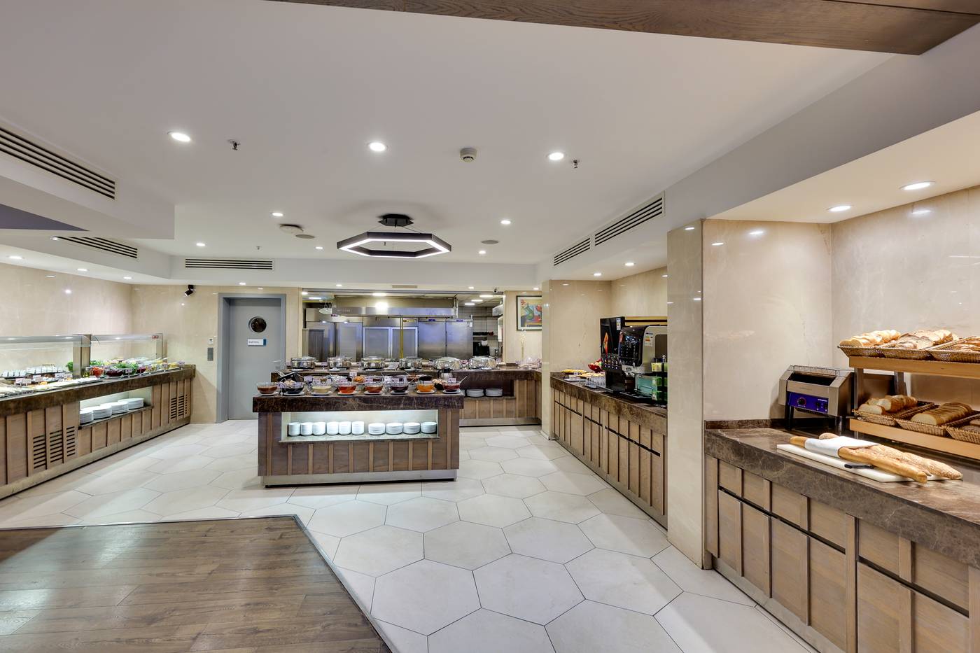 Ramada-Istanbul-Old-City-Restaurant-57