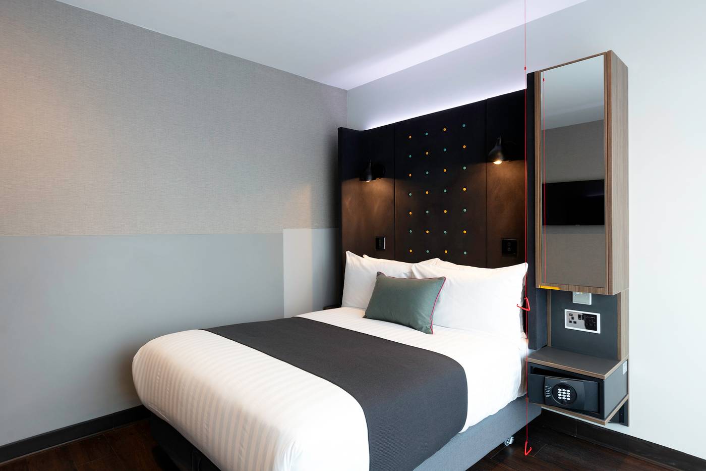 Point-A-Hotel-Dublin-Liberties-Room-11