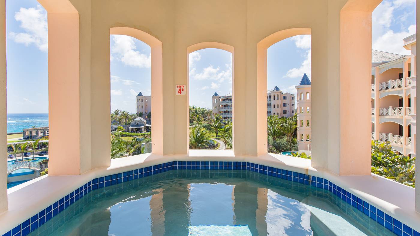 The-Crane-Resort-Room-47