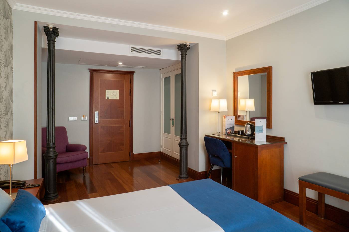 Hotel Infantas by MIJ