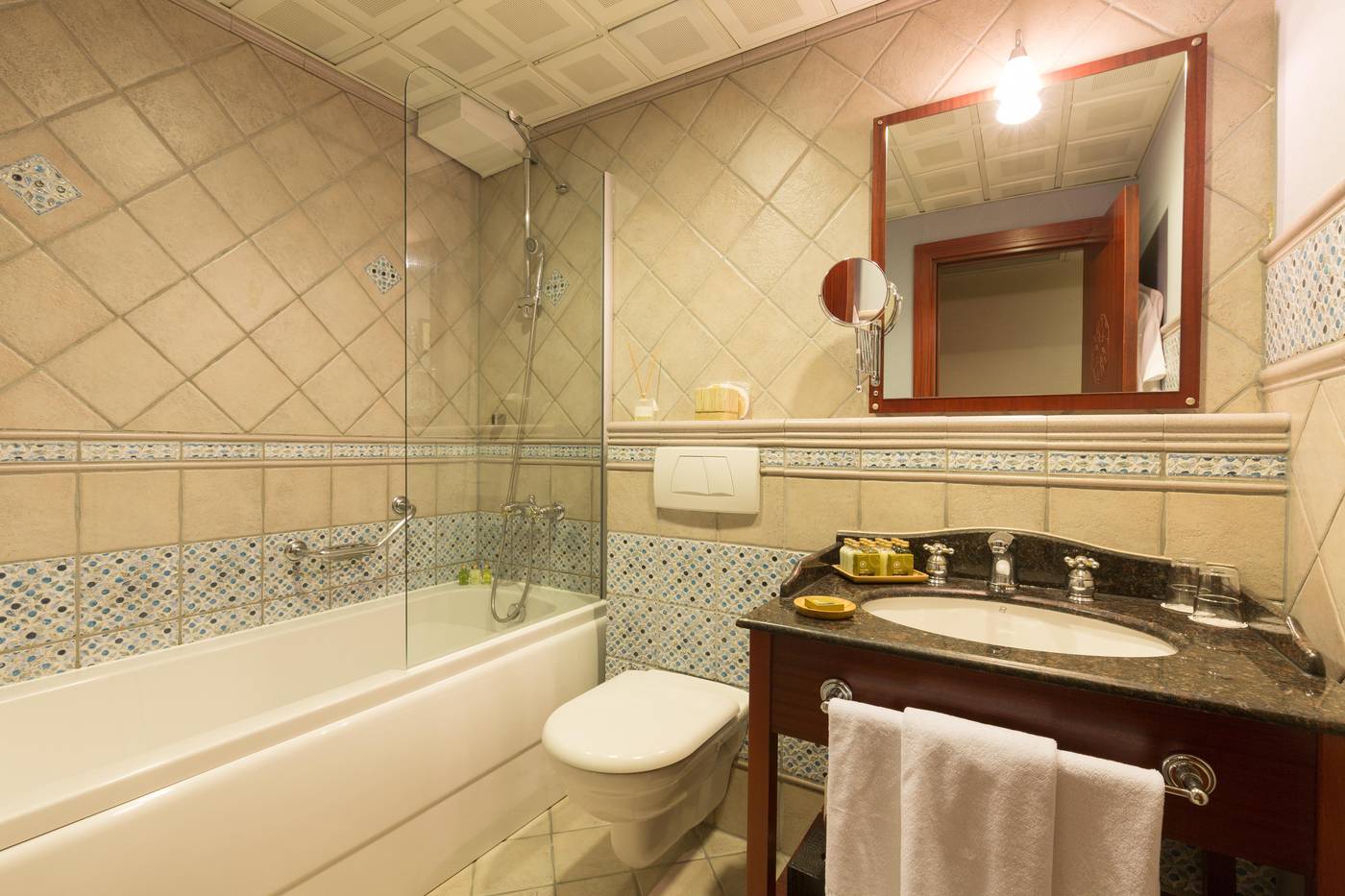 Sirkeci-Mansion-Room-14