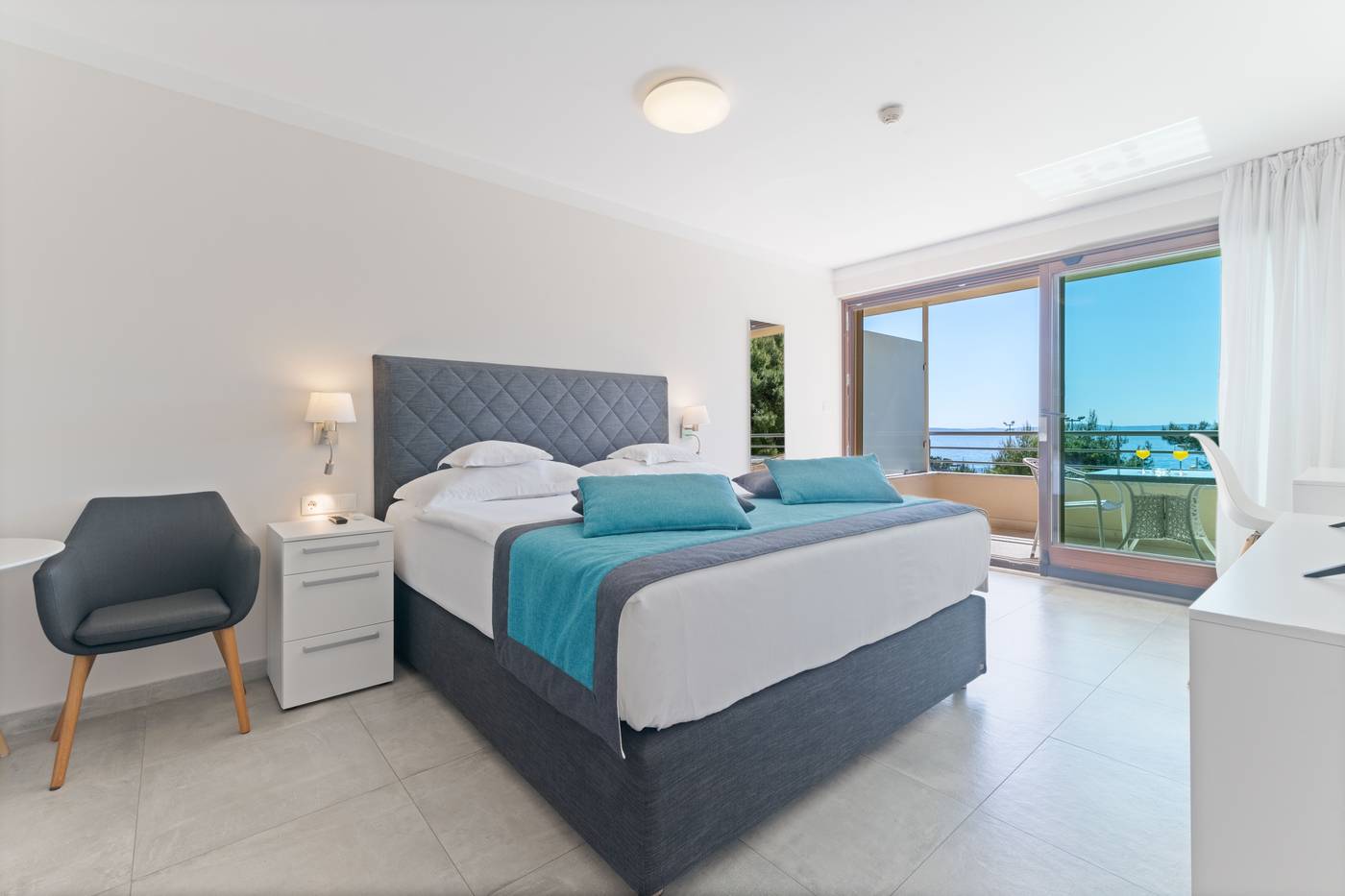 The-Residence-Room-5