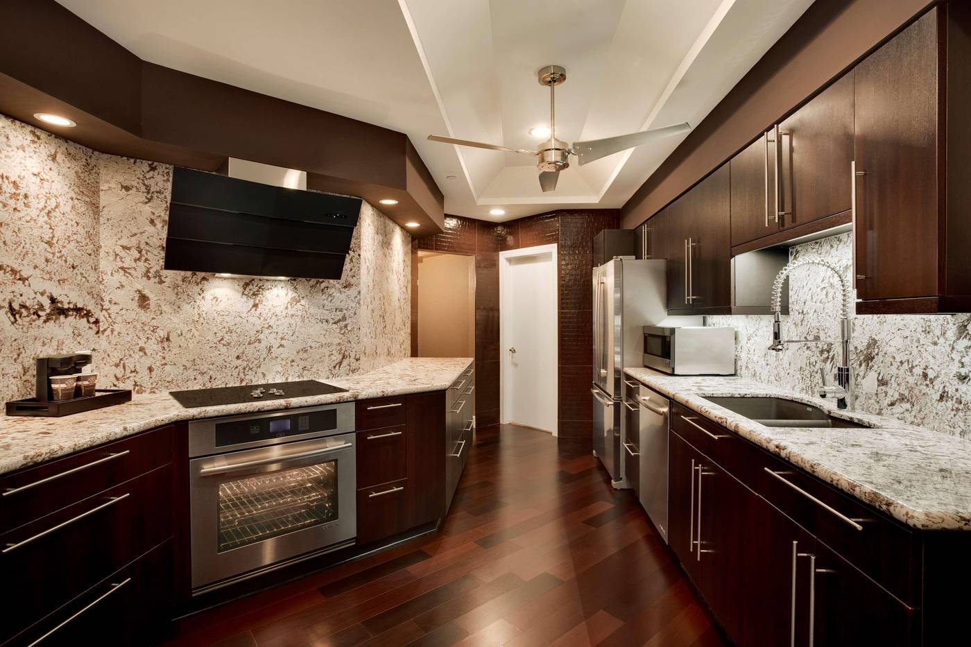 Embassy Suites by Hilton Scottsdale Resort-United States-SCOTTSDALE-Room-9