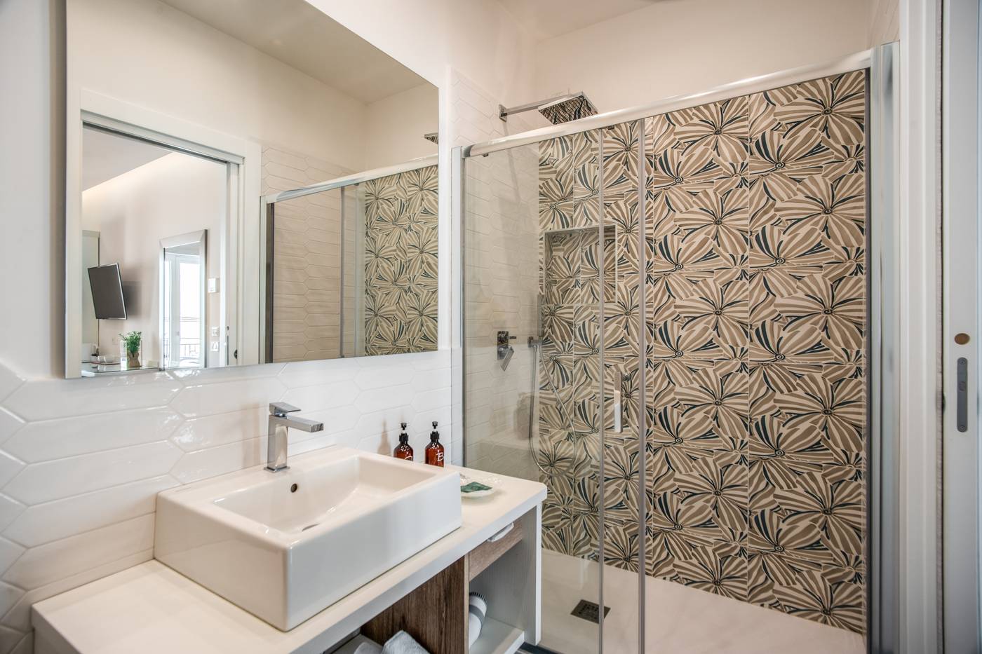 Sorrento-City-Room-59