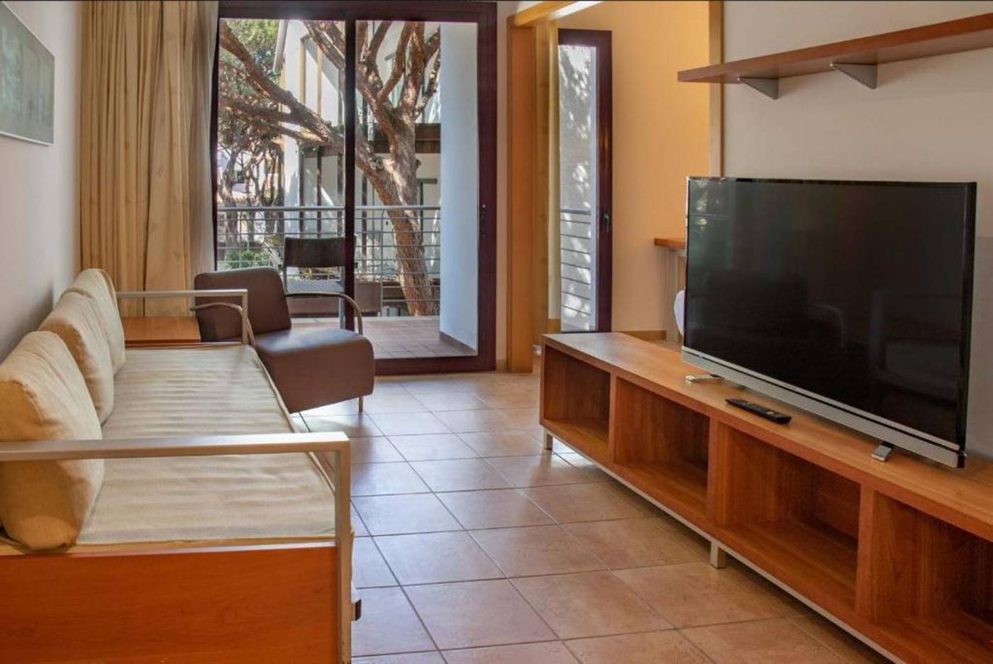 NM-suites-Hotel-Room-36