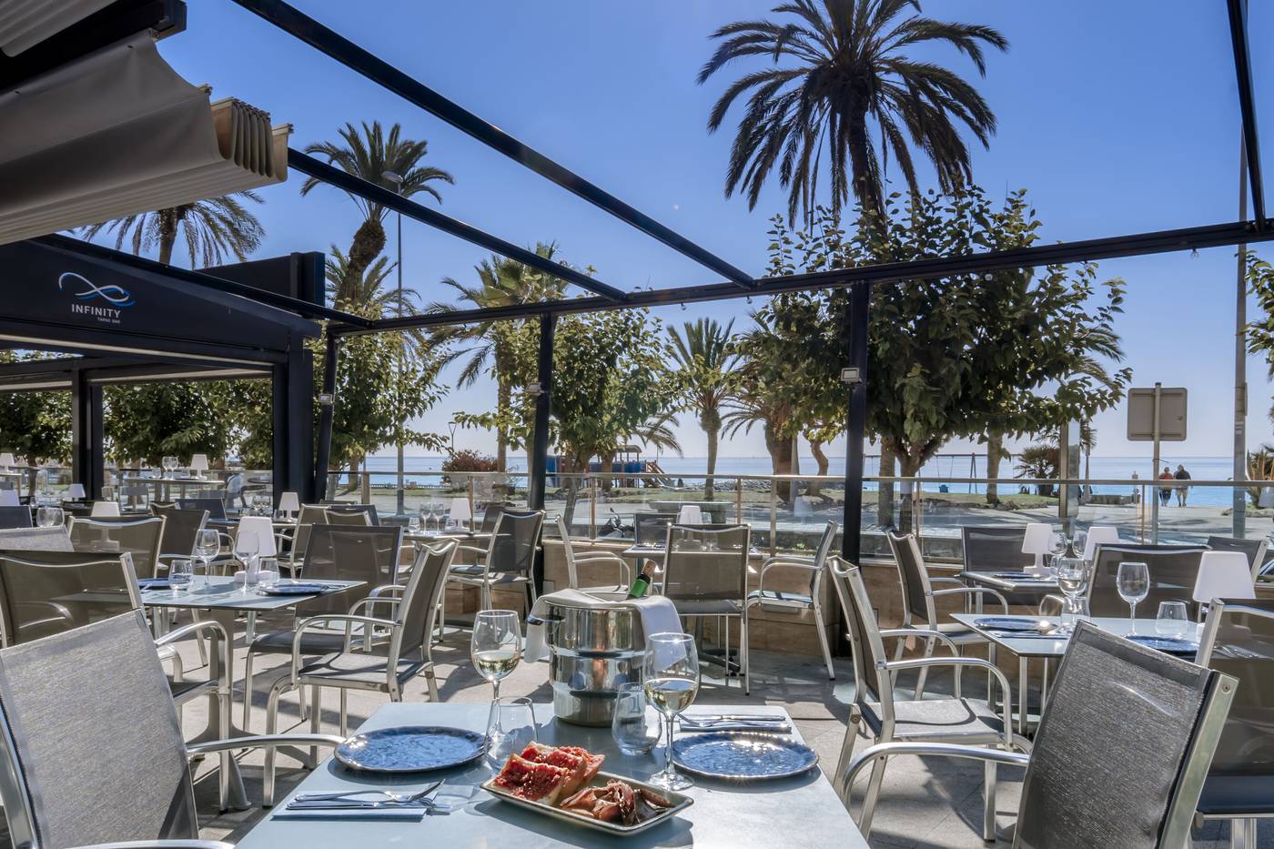 Calipolis-Hotel-Terrace-11